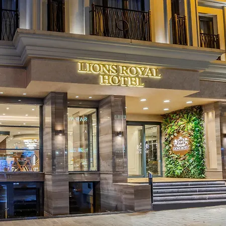 Lions Royal Hotel 4*