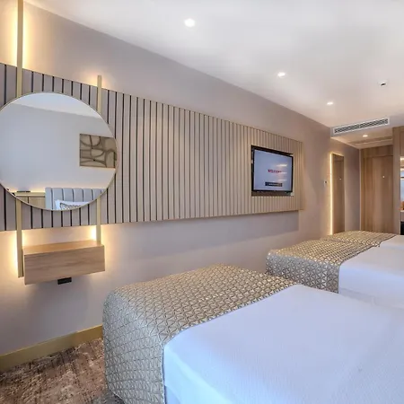 Lions Royal Отель 4*