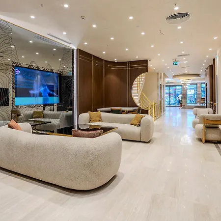Lions Royal 4*