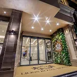 Hotel Lions Royal