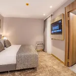 Lions Royal Hotel