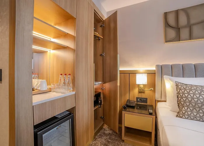 Lions Royal Estambul