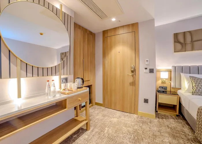 Hotel Lions Royal Estambul