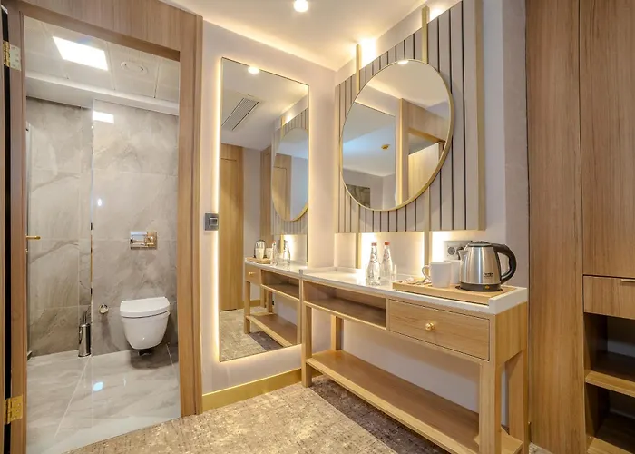 Hotel Lions Royal Estambul