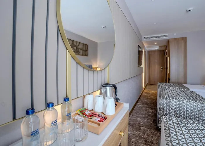 Hotel Lions Royal